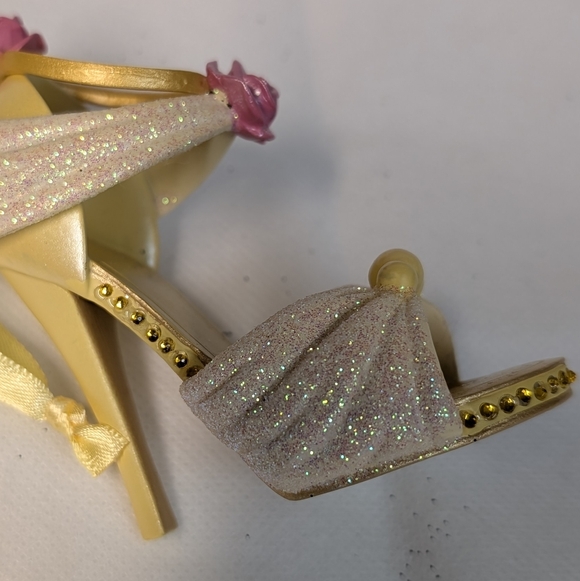 Disney Gold and Glitter Belle Shoe Ornament - Picture 2 of 5
